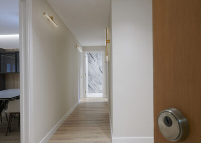Reforma Piso - Pasillo moderno